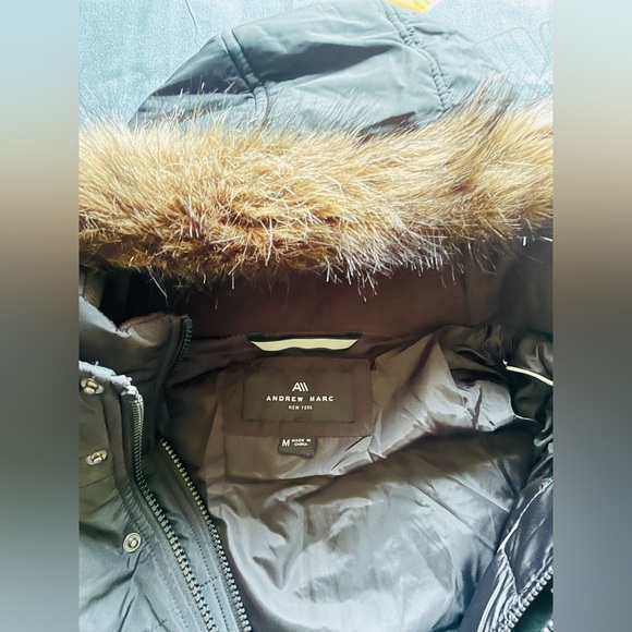 Andrew Marc winter jacket with fur - Picture 3 of 3